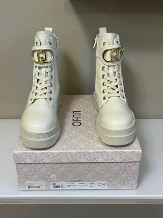 Stivaletti Liu Jo bianchi con fibbia dorata tg 40