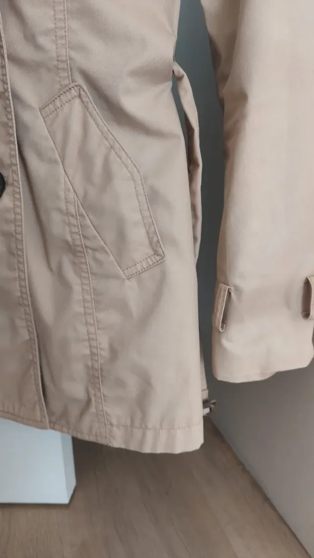 Gabardina beige talla L
