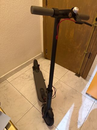 Patinete Eléctrico Xiaomi Mi Scooter 365