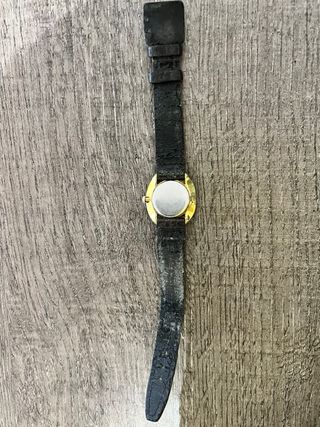 Reloj Duward Diplomatic Cuerda Dorado