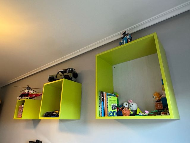 Litera 3 camas + 3 estanterías+ 3 colchones