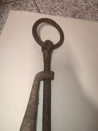 Antigua cremallera hierro chimenea barra olla leva