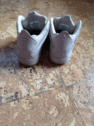 Zapatillas Nike Jordan Courtside 23