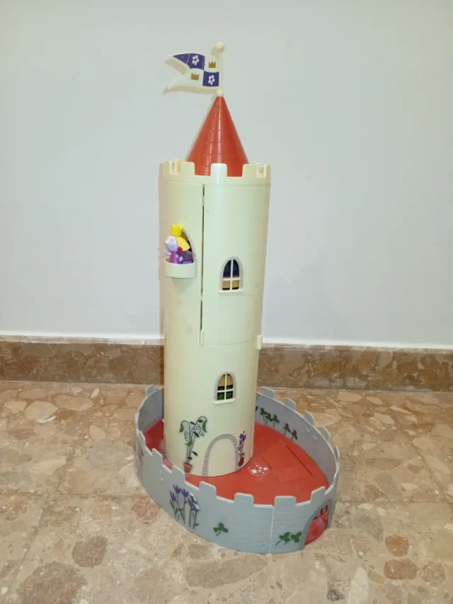 Castillo Ben y Holly