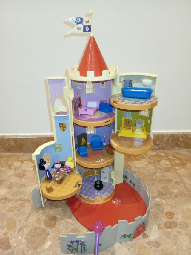 Castillo Ben y Holly