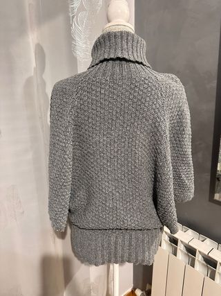 Jersey Stradivarius Cuello Alto Gris Talla M