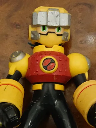 Muñeco Juguete, made in China, manga.