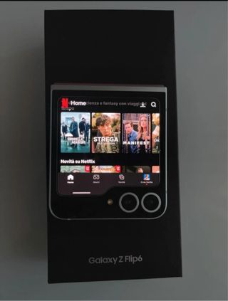 Samsung Galaxy Z Flip6