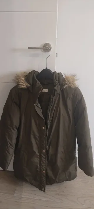 Parka niña con cinturón talla 13-14