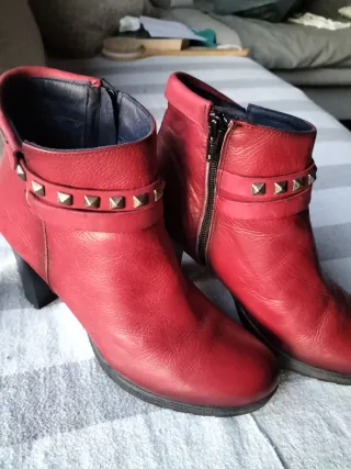 Botines Dorking by Fluchos piel rojos .