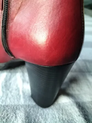 Botines Dorking by Fluchos piel rojos .