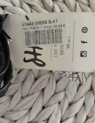 Sandalias Sixtyseven Negras, diseño innovador