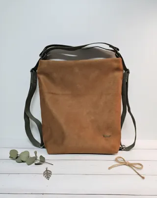 Bolso convertible en mochila. Hecho a mano