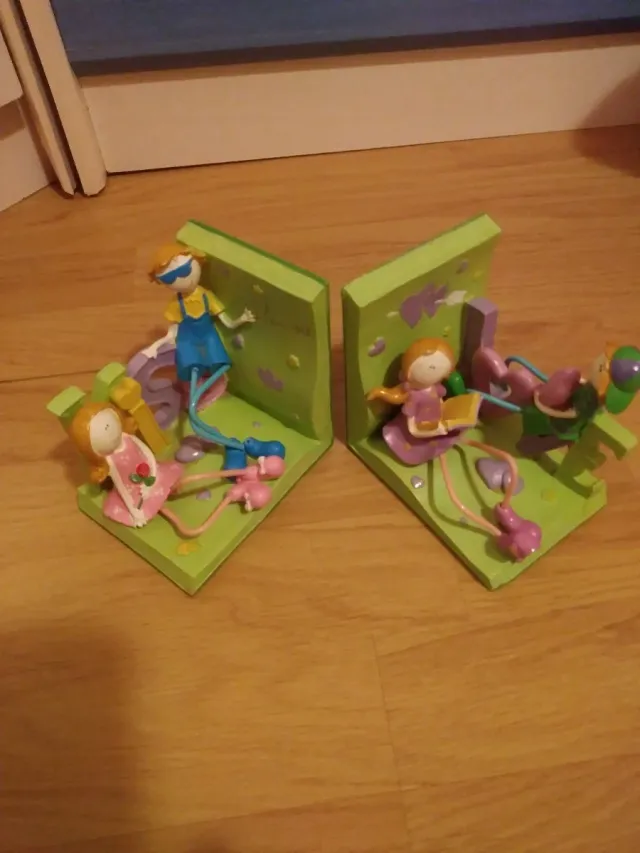 Sujetadores de livros decorativos infantis