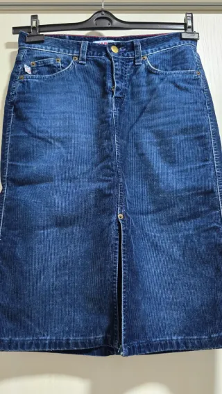 Giubbottino in velluto blu e gonna longate