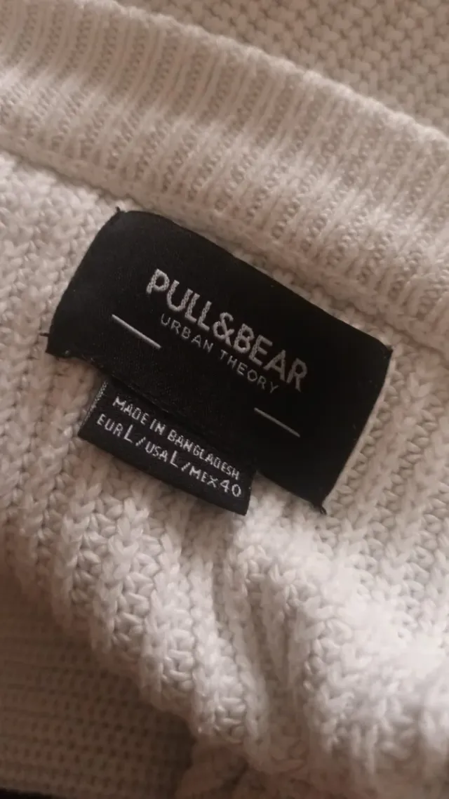 Jersey blanco de punto pull and bear