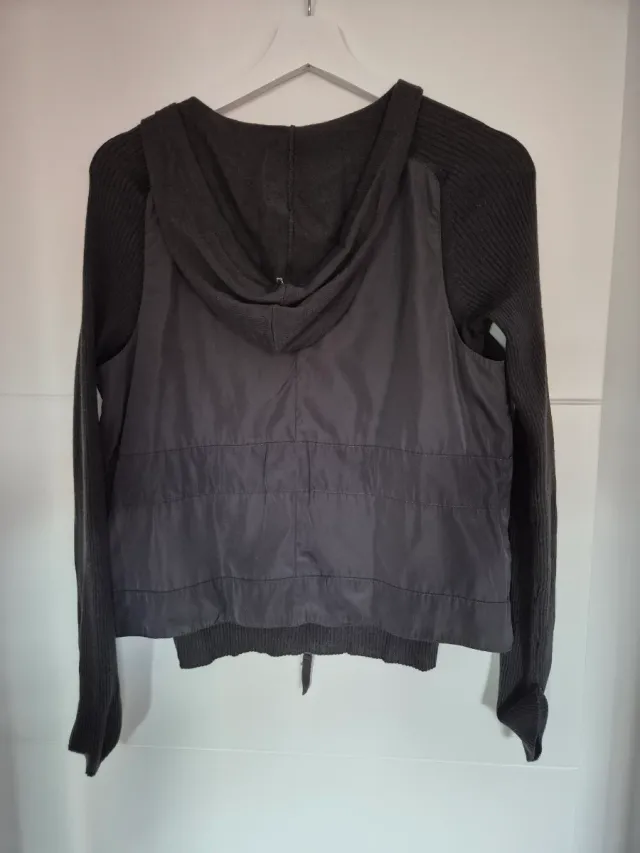 Jersey HOSS INTROPIA con chaleco canalé