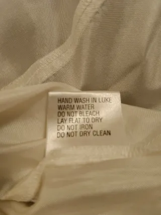 Vestido fiesta Nuria Aymerich negro floral