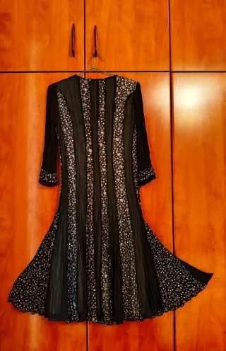 Vestido fiesta Nuria Aymerich negro floral