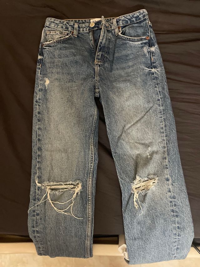 Jeans Zara azules rotos