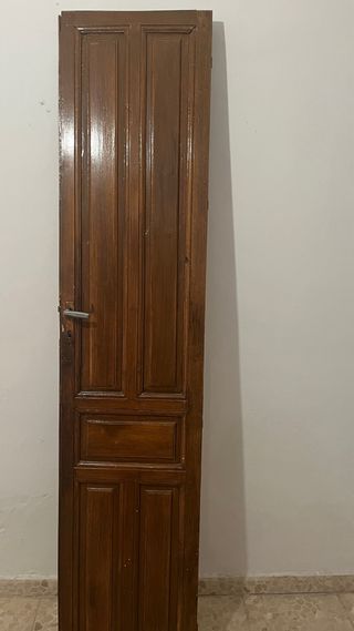 Puerta de madera