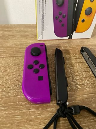 Mando Nintendo Switch Morado y Amarillo