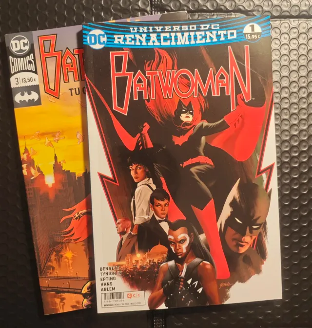 Batwoman núm. 01 y 03 (Renacimiento)