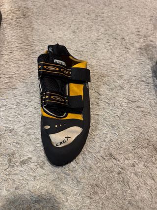 Pies de gato Boreal Cruz 9.5 nuevos