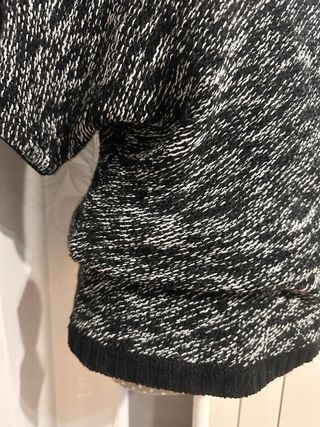 Jersey Stradivarius cuello alto talla M