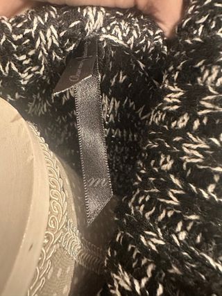 Jersey Stradivarius cuello alto talla M