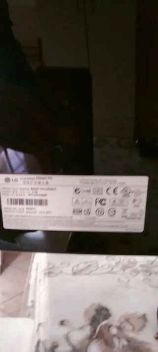 Monitor LG nero usato pochissimo