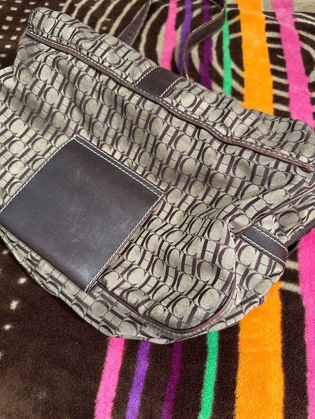 Pañalera Carolina Herrera CH original