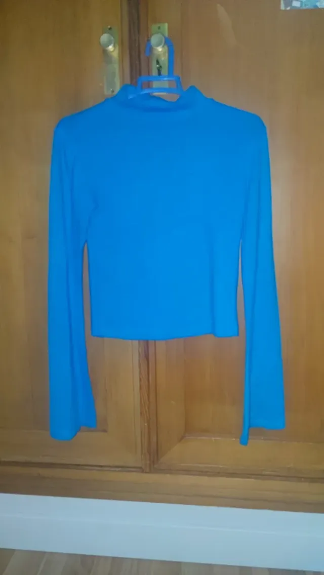 Jersey azul de manga larga