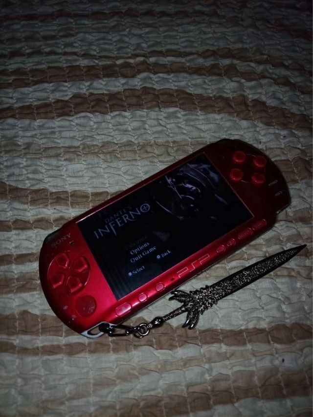 URGE PSP 3000 Edición Especial Radiante Rojo