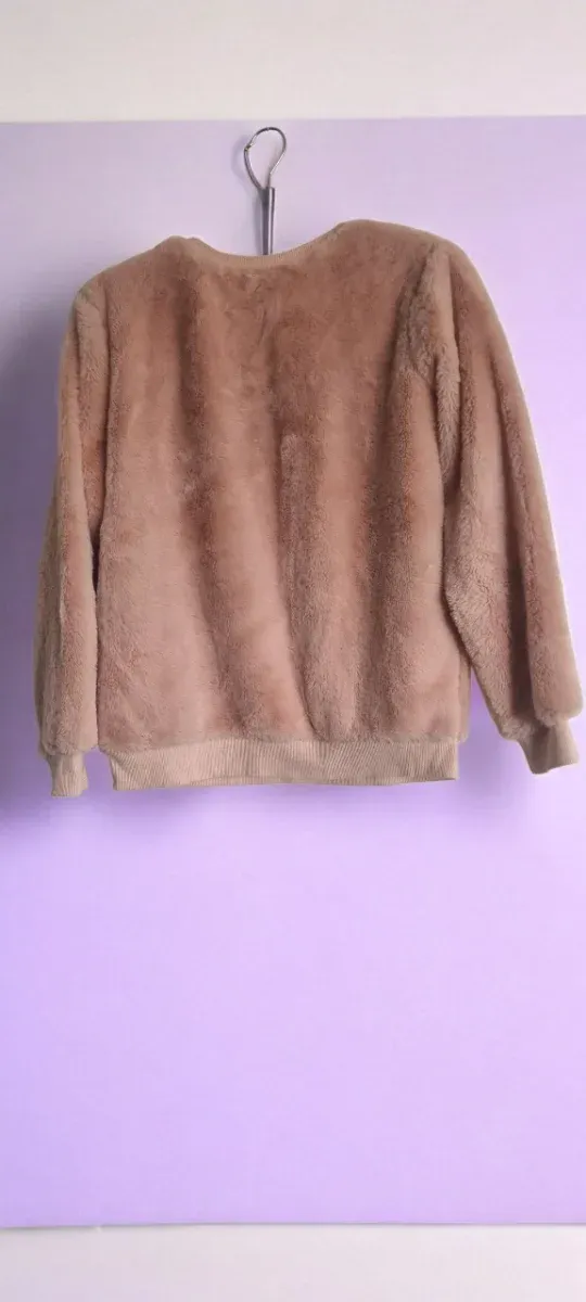 Maglione peloso rosa