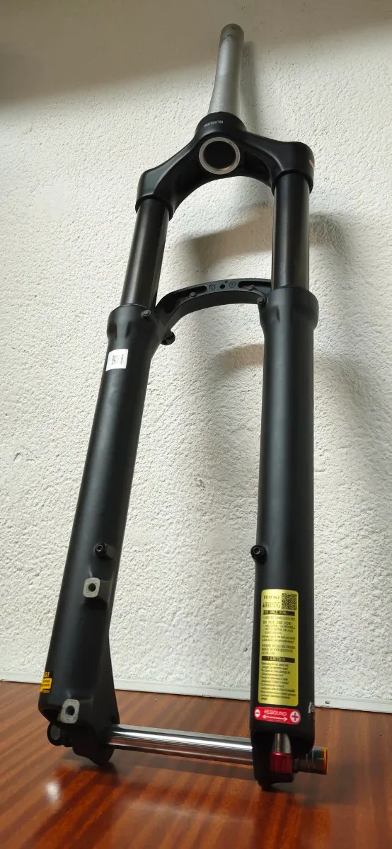 Horquilla SR Suntour XCR 34 Air