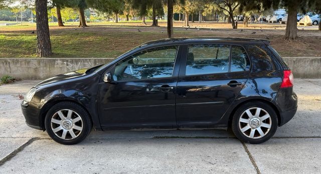 Volkswagen Golf 2004