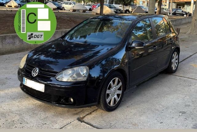 Volkswagen Golf 2004