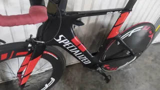 Specialized Shiv Talla L SIN RUEDAS.