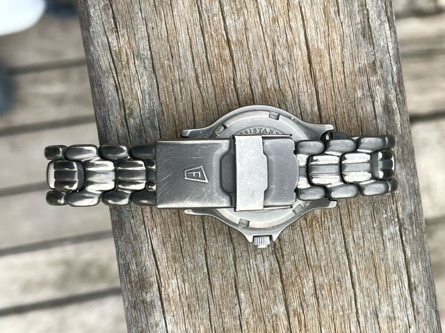 Reloj Festina Colección 8805 - Titanio 10ATM