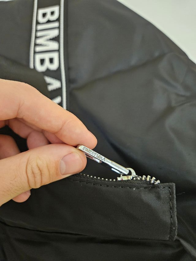 Bolso Bimba y Lola shopper correa negra