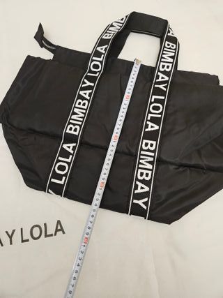 Bolso Bimba y Lola shopper correa negra