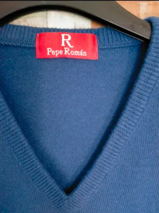 Jersey hombre cuello pico azul