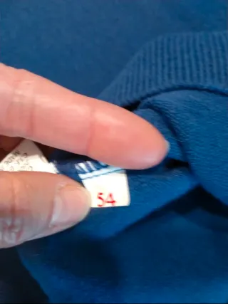 Jersey hombre cuello pico azul