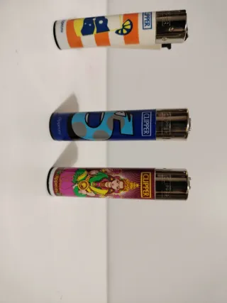 Pack 36 • 4 Accendini Clipper