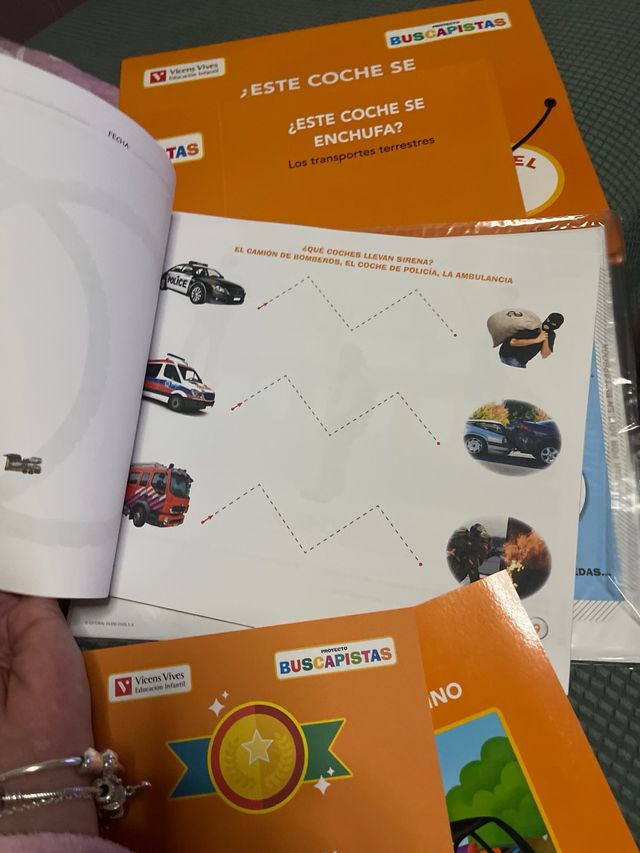 BUSCAPISTAS N-1 ¿ESTE COCHE SE ENCHUFA? (P3)