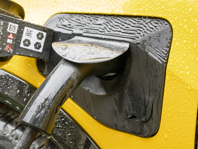 Tapa Puerto Carga Renault 5