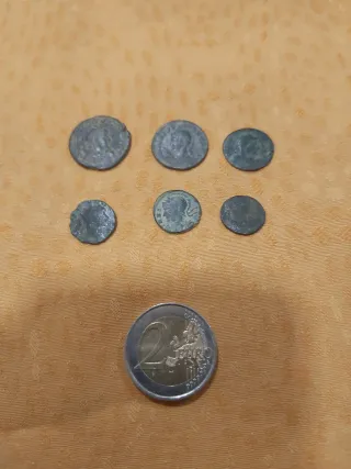 Lotto di antiche monete romane