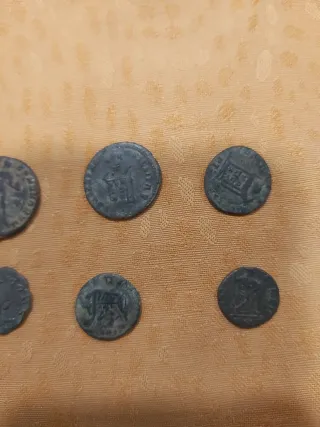 Lotto di antiche monete romane