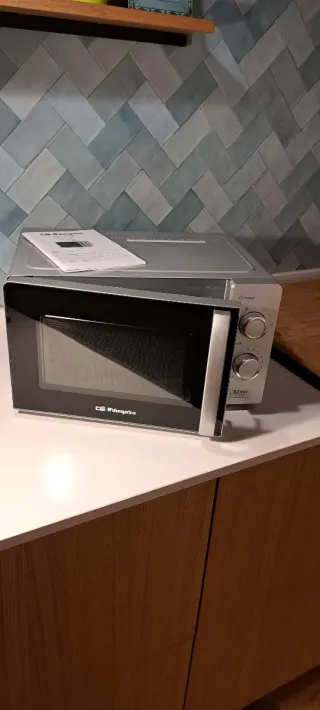 Microondas Orbegozo MI 2118 casi nuevo